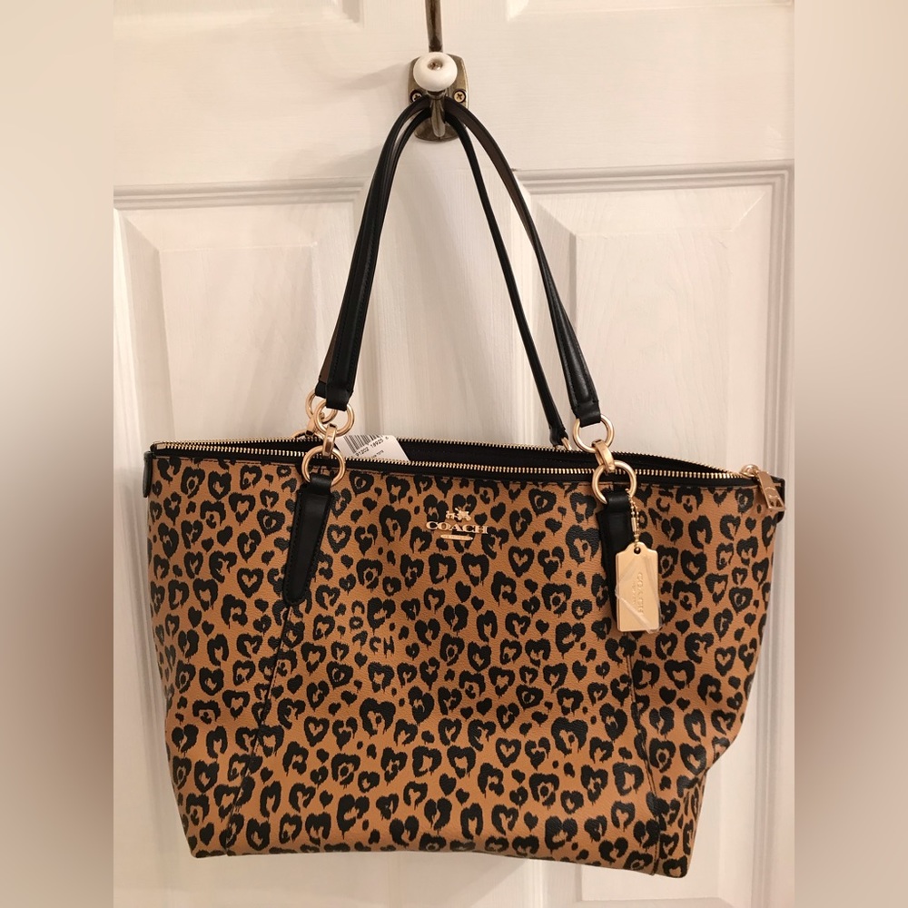 COACH AVA WILD HEART LEOPARD ZIP TOTE BAG F23238
